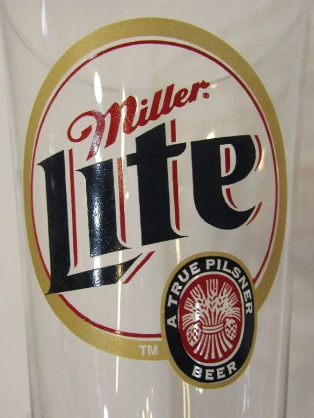 Miller Lite excellent chips